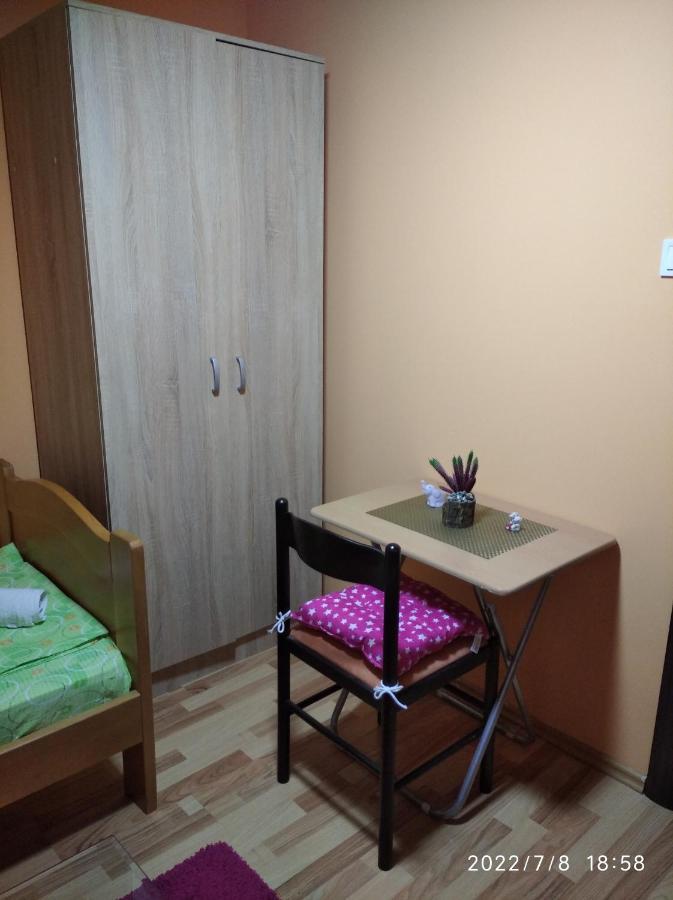 Buric Rooms Никшич Экстерьер фото