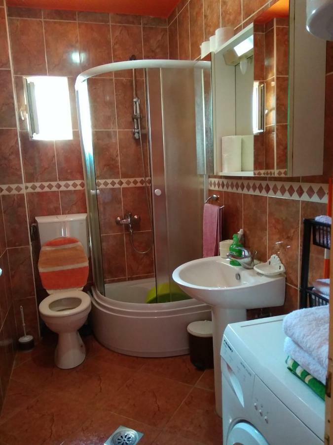 Buric Rooms Никшич Экстерьер фото