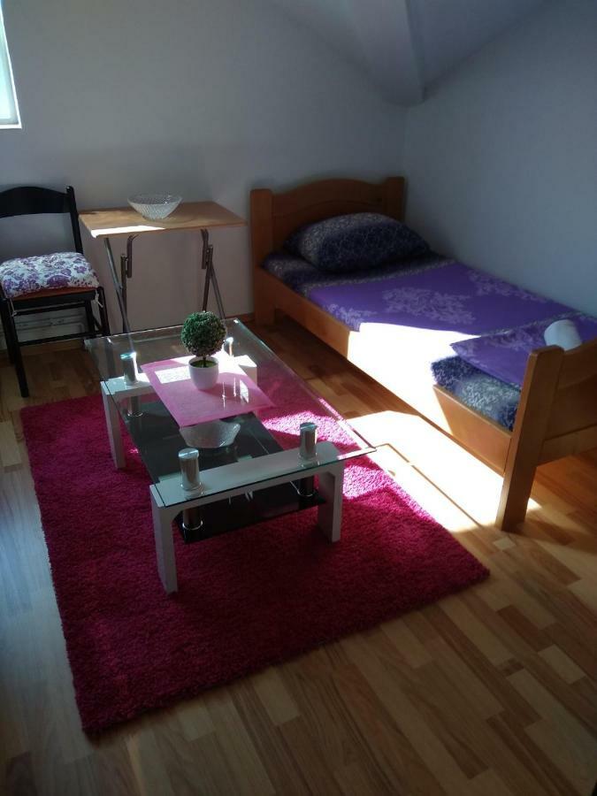 Buric Rooms Никшич Экстерьер фото